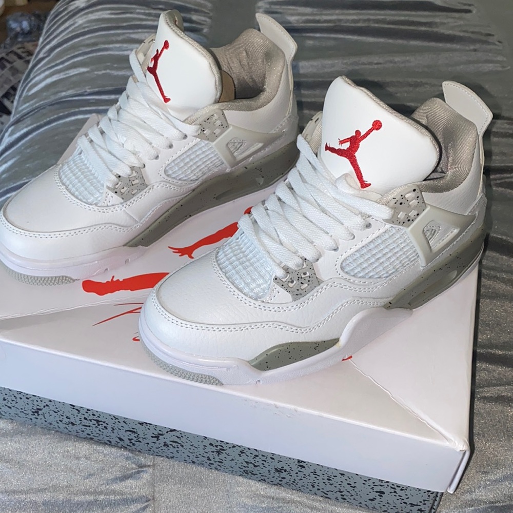 Air Jordan retro 4’s